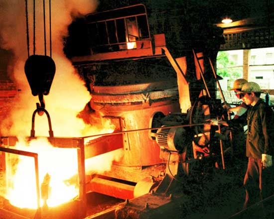 工業(yè)安全生產(chǎn)_天然橡膠初加工設(shè)備,橡膠加工設(shè)備廠家